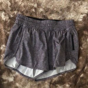 Tracker short 4” lululemon